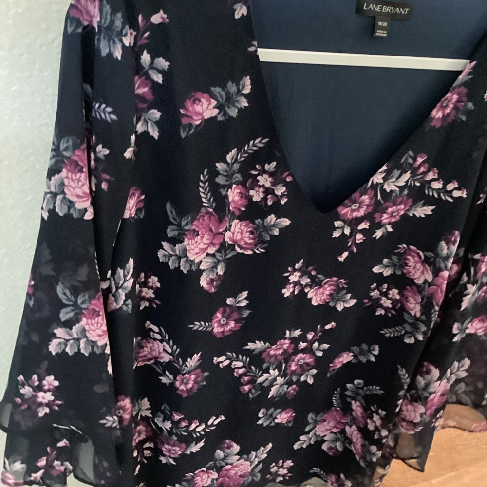 Lane Bryant Blue and Pink Floral Blouse Relaxed Fit - Picture 4 of 4